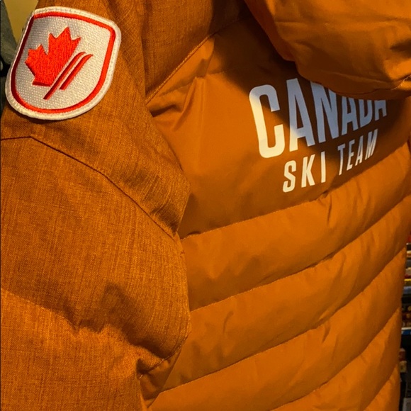 Helly Hansen Sponsored Snow Jacket ❄️ - Picture 5 of 15